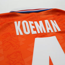 Load image into Gallery viewer, 1994 Koeman #4 Holland Vintage Lotto Home Football Shirt (M) Netherlands11
