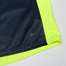 Load image into Gallery viewer, 2005/06 Barcelona Vintage Nike Football Training Shirt (XXL)6
