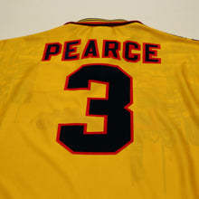 Load image into Gallery viewer, 1995/97 Pearce #3 Nottingham Forest Vintage Away Football Shirt (L)10
