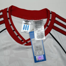 Load image into Gallery viewer, 1991 Robson #7 Manchester United adidas Cup Winners Cup Football Shirt (M) BNWT13
