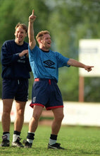 Load image into Gallery viewer, 1990/93 Vintage England Umbro Pro Football Training Shirt (XL)11
