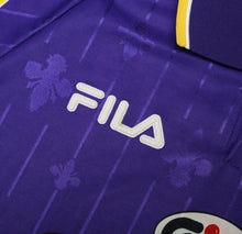 Load image into Gallery viewer, 1997/98 RUI COSTA #10 Fiorentina Vintage FILA Home Football Shirt (L) Nintendo
