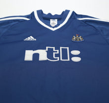 Load image into Gallery viewer, 2001/02 SOLANO #4 Newcastle United Vintage adidas Away Football Shirt (XL)
