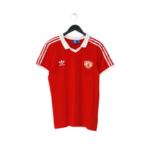 Load image into Gallery viewer, 1980/82 Robson #7 Manchester United adidas Originals Home Football Shirt (M/L)1
