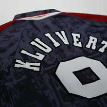 Load image into Gallery viewer, 1996/97 Kluivert #9 Ajax Vintage Umbro Away Football Shirt (M)11
