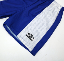 Load image into Gallery viewer, 1994/96 MANCHESTER UNITED Vintage Umbro Third Kit Shorts (S) 28/30&quot; Waist
