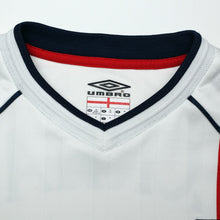 Load image into Gallery viewer, 2001/03 Beckham #7 England Vintage Umbro Home Greece Football Shirt (M)16
