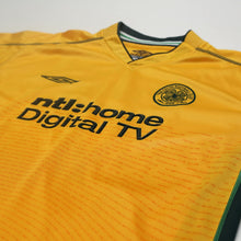 Load image into Gallery viewer, 2002/03 Larsson #7 Celtic Vintage Umbro Away Football Shirt (L)4
