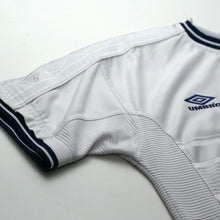 Load image into Gallery viewer, 1999/01 England Vintage Umbro Home Football Shirt (M) Euro 20006
