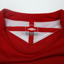 Load image into Gallery viewer, 2004/06 England Vintage Umbro Away Football Shirt Womens (14) EURO 2004 BNWOT8
