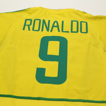 Load image into Gallery viewer, 2002/04 Ronaldo #9 Brazil Vintage Nike Home Football Shirt (M)10
