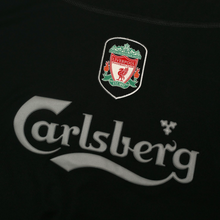 Load image into Gallery viewer, 2002/04 Heskey #8 Liverpool Vintage Reebok Away Football Shirt (XL)6
