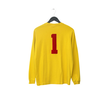 Load image into Gallery viewer, 1965/70 Gordon Banks #1 England Umbro Goalkeeper Shirt (M/L) 'Retro 1966'
