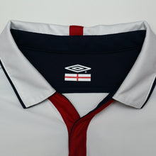 Load image into Gallery viewer, 2003/05 Gerrard #4 England Vintage Umbro Home Football Shirt (XL) EURO 200414
