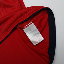 Load image into Gallery viewer, 2004/06 Beckham #7 England Vintage Umbro Away Football Shirt (L) EURO 200415
