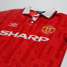 Load image into Gallery viewer, 1992/94 Cantona #7 Manchester United Vintage Umbro Home Football Shirt (S)4
