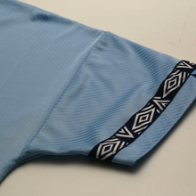 Load image into Gallery viewer, 1993/95 Rosler #28 Manchester City Vintage Umbro Home Football Shirt (L)13
