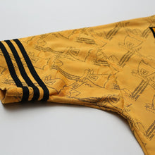 Load image into Gallery viewer, 1994/96 Barnes #10 Liverpool Vintage adidas Third Football Shirt (L)9

