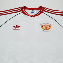 Load image into Gallery viewer, 1991 Hughes #10 Manchester United adidas Cup Winners Cup Football Shirt (L)3
