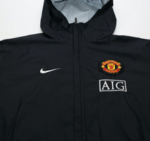 Load image into Gallery viewer, 2009/10 MANCHESTER UNITED Vintage Nike Hooded Football Rain Jacket (M)3
