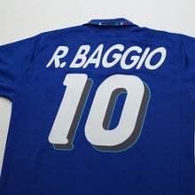 Load image into Gallery viewer, 1994 Baggio #10 Italy Vintage Diadora Home Football Shirt (S) USA 948
