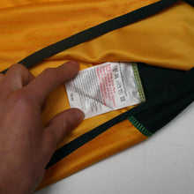 Load image into Gallery viewer, 2002/03 Larsson #7 Celtic Vintage Umbro Away Football Shirt (L)13
