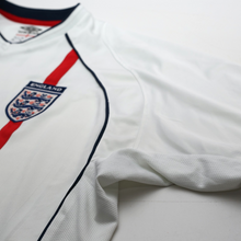 Load image into Gallery viewer, 2001/03 BECKHAM #7 England Vintage Umbro Home Greece Football Shirt (XL) 2002 WC5
