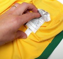 Load image into Gallery viewer, 2006/08 RONALDO #9 Brazil Vintage Nike WC 2006 Home Football Shirt (L)
