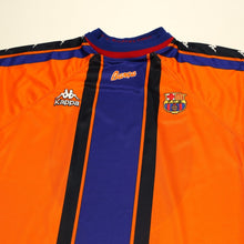 Load image into Gallery viewer, 1997/98 Barcelona Vintage Kappa Away Football Shirt (M)2
