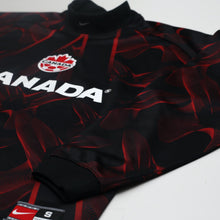 Load image into Gallery viewer, 2026 Canada Nike Hollywood Goalkeeper GK Football Shirt World Cup 26 (S/M)
