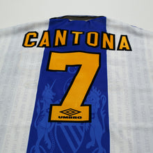 Load image into Gallery viewer, 1994/96 Cantona #7 Manchester United Vintage Umbro Third Football Shirt (L)10
