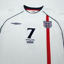 Load image into Gallery viewer, 2001/03 Beckham #7 England Vintage Umbro Home Greece Football Shirt (M)3
