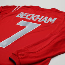 Load image into Gallery viewer, 2004/06 Beckham #7 England Vintage Umbro LS Away Football Shirt (S) EURO 20049
