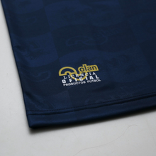 Load image into Gallery viewer, 1995/96 Maradona #10 Boca Juniors Olan Reissue Quilmes SS Shirt 40 (M) BNWT6
