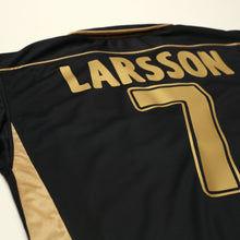 Load image into Gallery viewer, 2003/04 Larsson #7 Celtic Vintage Umbro European Away Football Shirt (L)10
