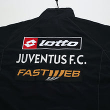 Load image into Gallery viewer, 2002/03 Juventus Vintage Lotto Football Track Top Jacket (L)8

