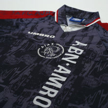 Load image into Gallery viewer, 1996/97 Kluivert #9 Ajax Vintage Umbro Away Football Shirt (M)4
