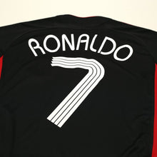 Load image into Gallery viewer, 2021/22 Ronaldo #7 Manchester United adidas Teamgeist Football Shirt (M)9
