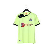 Load image into Gallery viewer, 2012/13 Ben Arfa #10 Newcastle United Vintage PUMA Third Football Shirt (M)1
