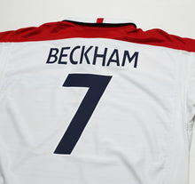 Load image into Gallery viewer, 2003/05 Beckham #7 England Vintage Umbro Home Football Shirt (XL) EURO 20047

