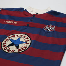 Load image into Gallery viewer, 1995/96 Ginola #14 Newcastle United Vintage adidas Away Football Shirt (S)4
