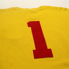 Load image into Gallery viewer, 1965/70 Gordon Banks #1 England Umbro Goalkeeper Shirt (M/L) 'Retro 1966'
