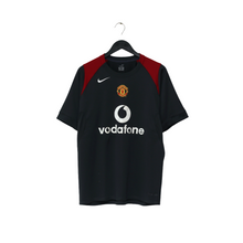 Load image into Gallery viewer, 2004/05 Manchester United Vintage Nike Football Training Shirt (M) Total 900
