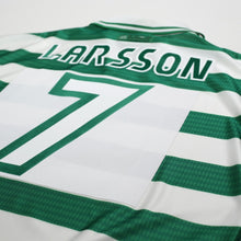 Load image into Gallery viewer, 1997/99 Larsson #7 Celtic Vintage Umbro Home Football Shirt (XL)11
