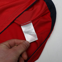 Load image into Gallery viewer, 2004/06 Gerrard #4 England Vintage Umbro Away Football Shirt (M) EURO 200415
