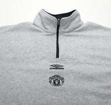 Load image into Gallery viewer, 2000/01 MANCHESTER UNITED Vintage Umbro 1/4 Zip Fleece (L)
