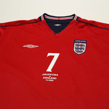 Load image into Gallery viewer, 2002/04 Beckham #7 England Vintage Umbro Away Football Shirt (M) Argentina WC2
