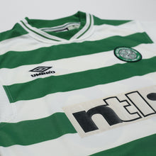 Load image into Gallery viewer, 1999/01 Viduka #36 Celtic Vintage Umbro Home Football Shirt (M)6
