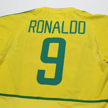 Load image into Gallery viewer, 2002/04 Ronaldo #9 Brazil Vintage Nike Home Football Shirt (M)9
