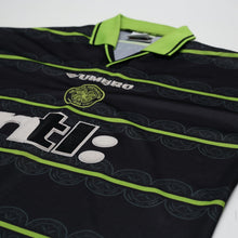 Load image into Gallery viewer, 1999/00 Viduka #36 Celtic Vintage Umbro Away Football Shirt (XL)4
